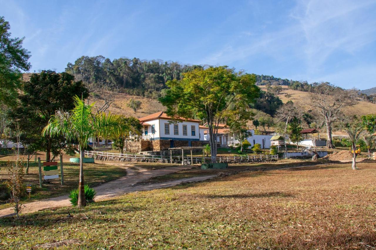 Pousada Agua Limpa Virginia ภายนอก รูปภาพ